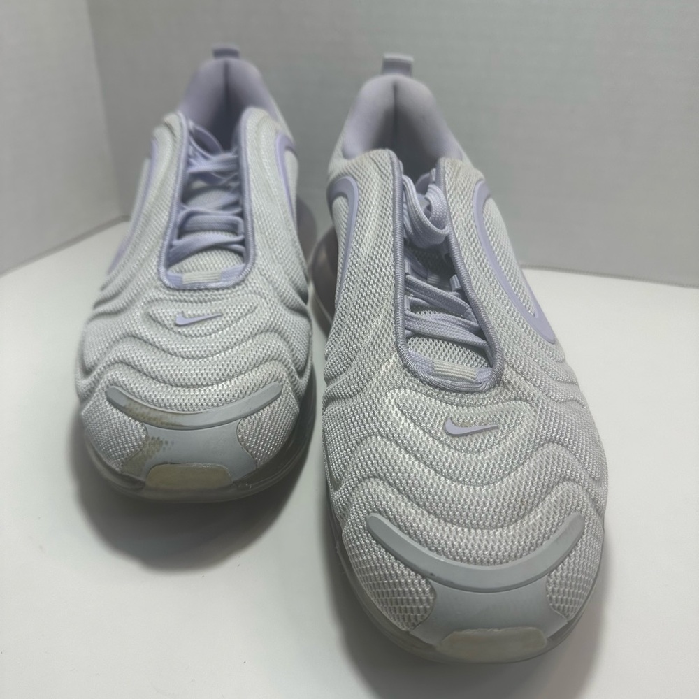 Nike Air Max 720 Platinum Light Gray and purple Athletic Shoes - Size:9.5